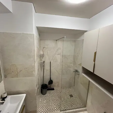 402 B2 Almar Luxury Residence-renting & Free Pool Διαμέρισμα *